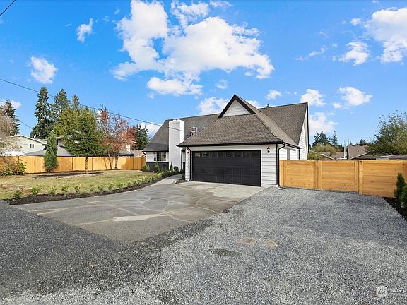 3rd image of 10907 23rd Drive SE