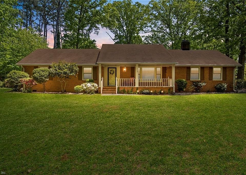 Welcome home to this lovely setting.