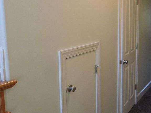 3rd image of 3400 N Forrest St APT A