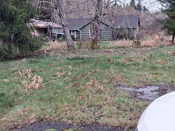 3rd image of 1510 E Hoquiam Rd