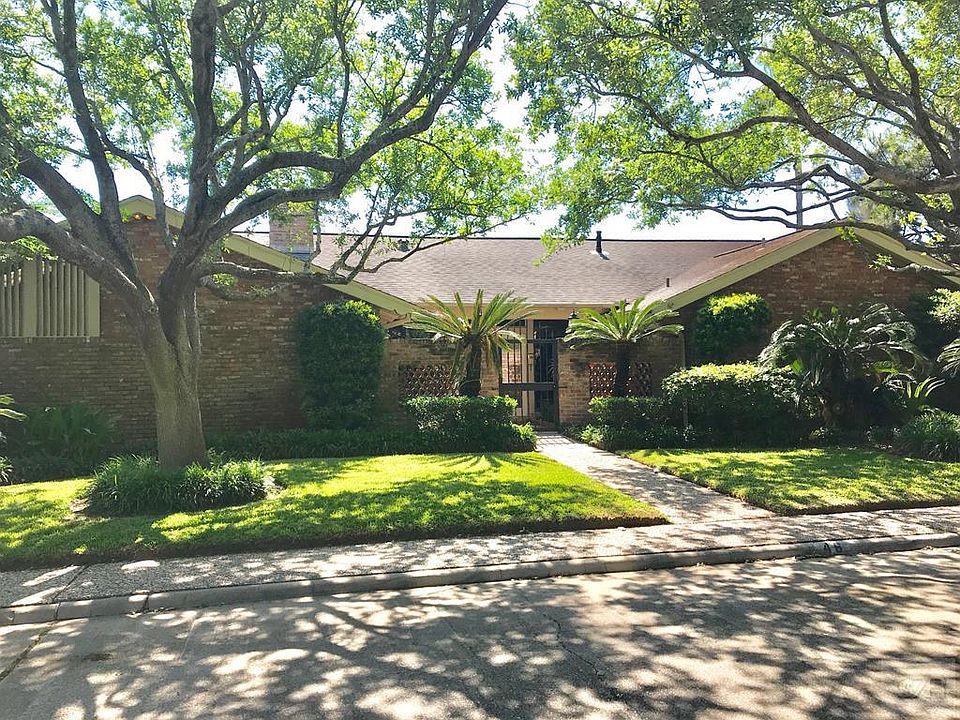 1st image of 46 Colony Park Cir