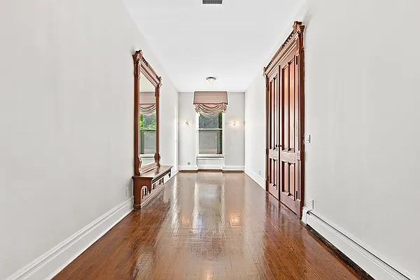 Rented by Compass | media 5