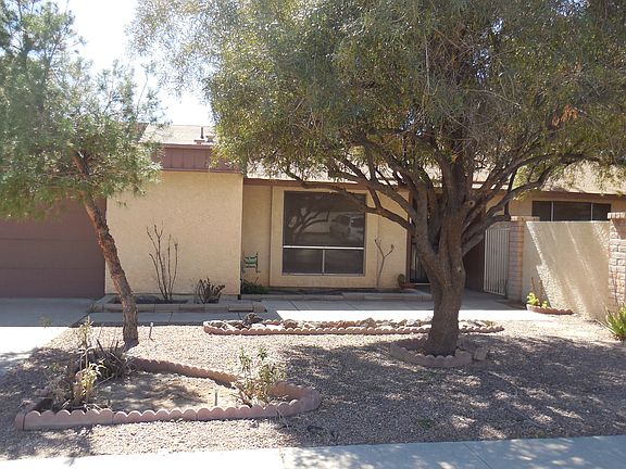 3rd image of 8705 E Diamond St