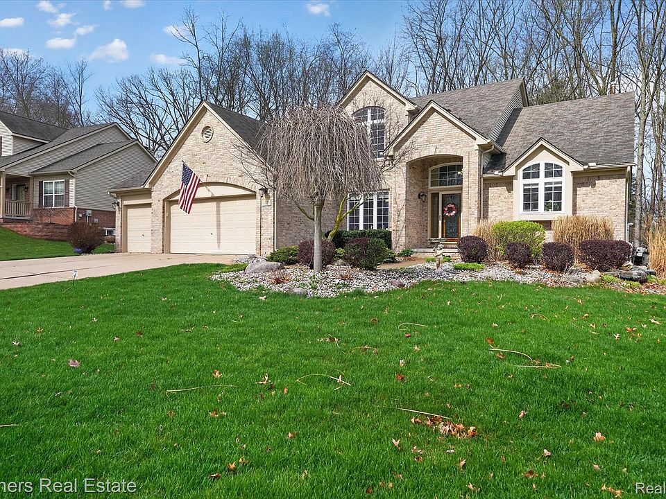 1st image of 112 Summer Shade Dr