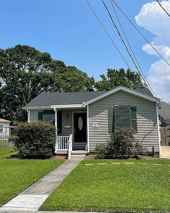 1st image of 471 Jefferson Ave