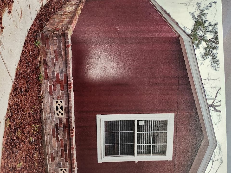2nd image of 8330 Lazy Ln