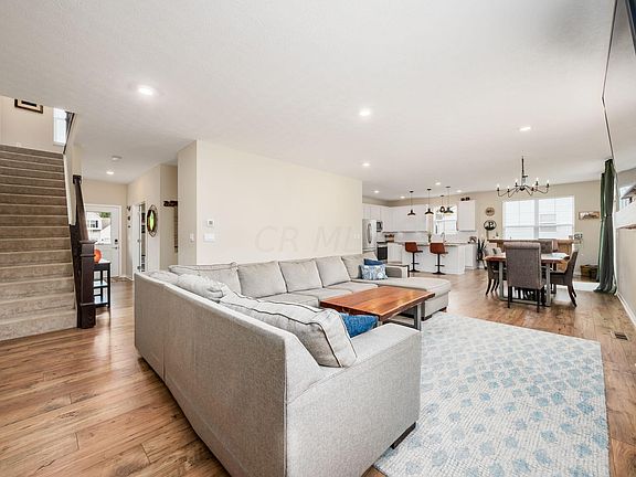 5th image of 104 Allenwood Dr