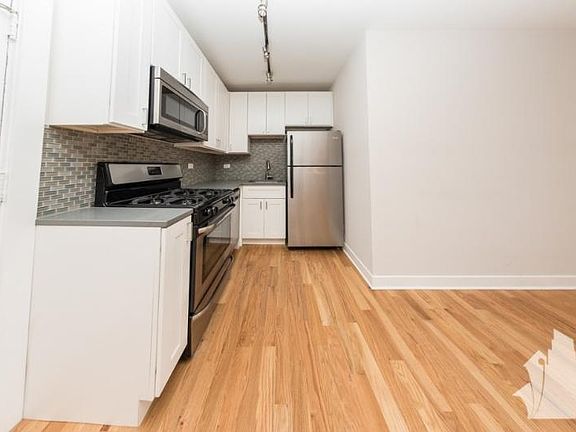 2nd image of 2420 N Kedzie Blvd APT 301