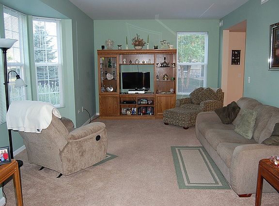 4th image of 24838 Franklin Ln