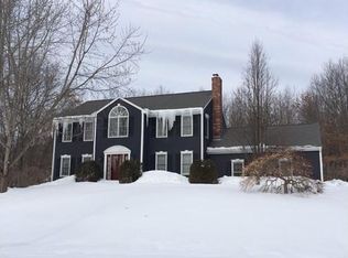 18 Mayflower Dr, Mansfield, MA 02048