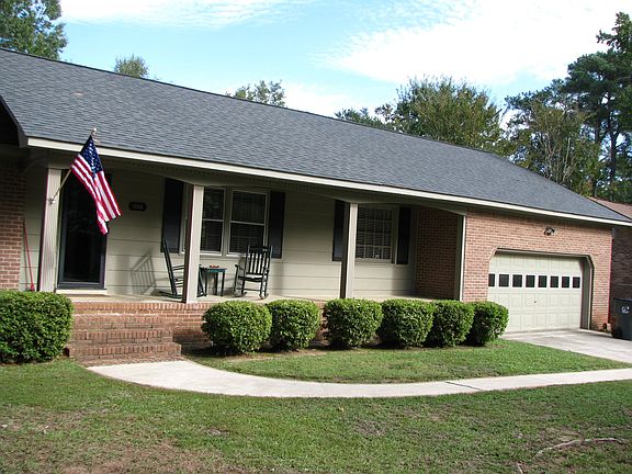 3rd image of 506 Lance Dr