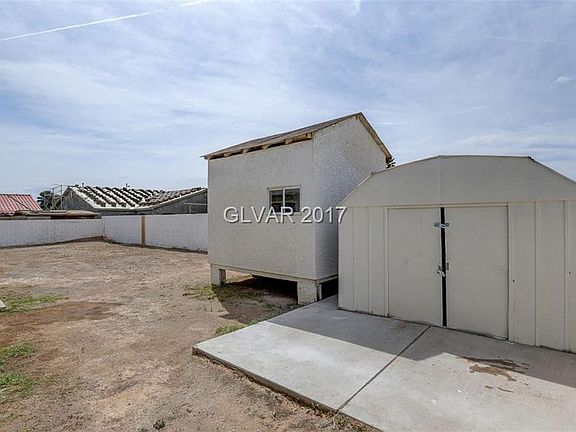 3rd image of 3553 Alto Ave
