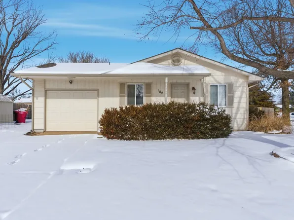 102 W Stewart Dr, Goddard, KS 67052
