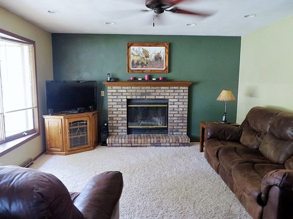 3rd image of 2505 Mole Ave