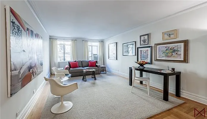 Sold by Bank Neary | media 1