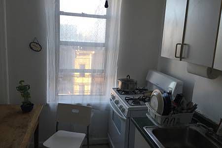 4th image of 188 Audubon Ave APT 3C