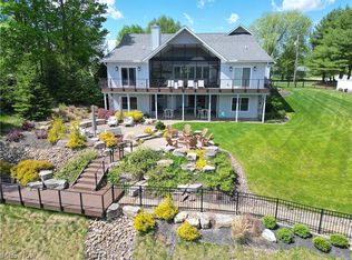 1079 Evening Star Dr, Rome, OH 44085