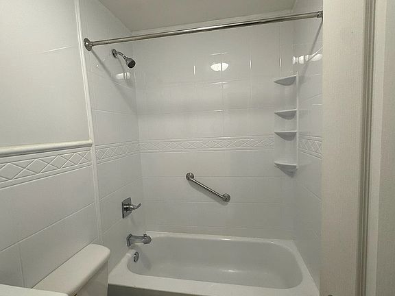 5th image of 3465 Fort Independence St #1