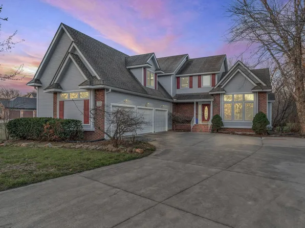 7433 SW Falcon St, Topeka, KS 66610