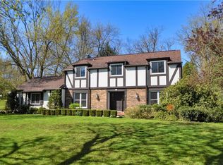 137 Sunset Dr, Edinboro, PA 16412