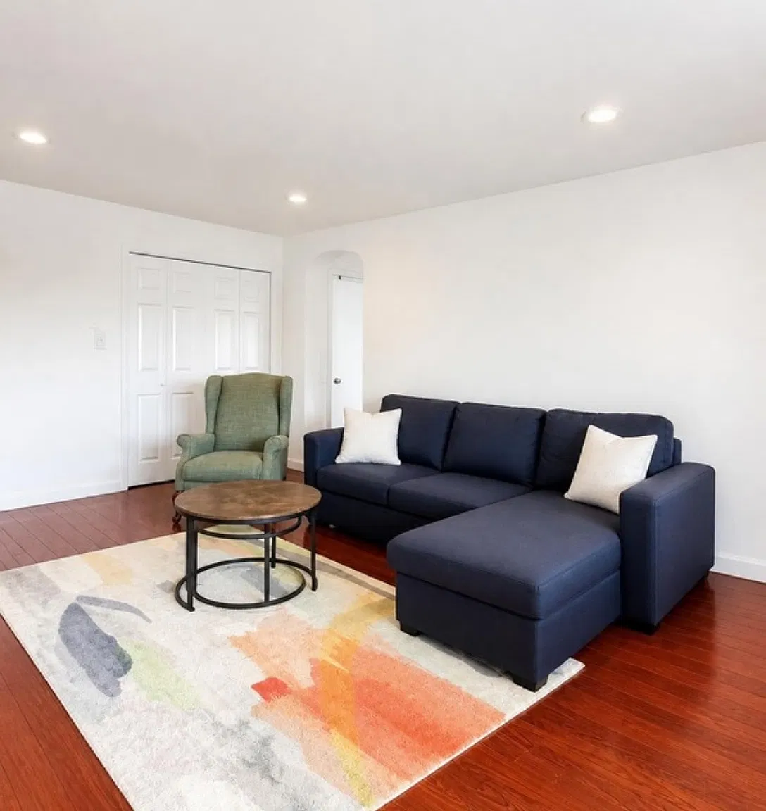 1 bed, $2,000 — Photo 1