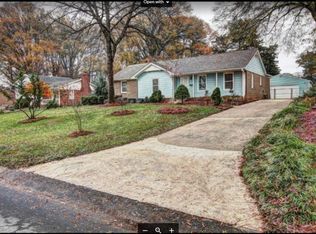 4548 Crestmont Dr, Charlotte, NC 28205