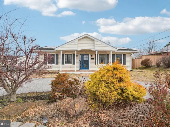 2504 Putty Hill Ave, Parkville, MD 21234