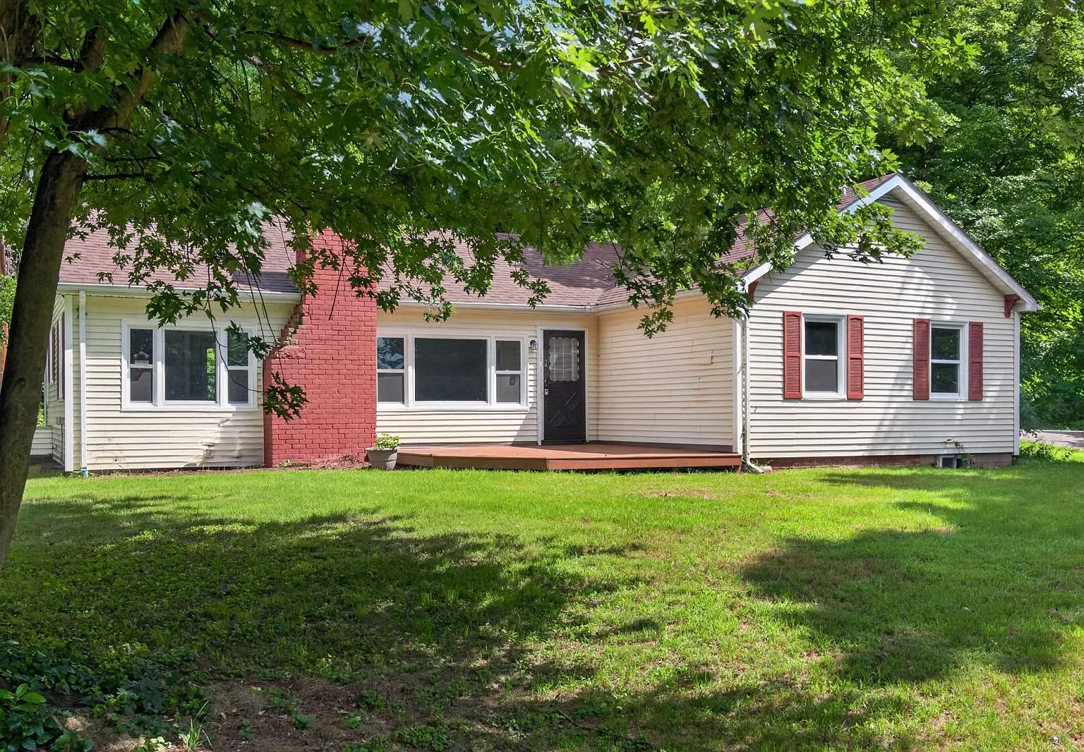3 bed, 1473 sqft, $3,900 — Photo 2