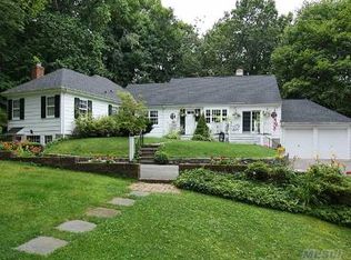 109 Blair Rd, Oyster Bay, NY 11771