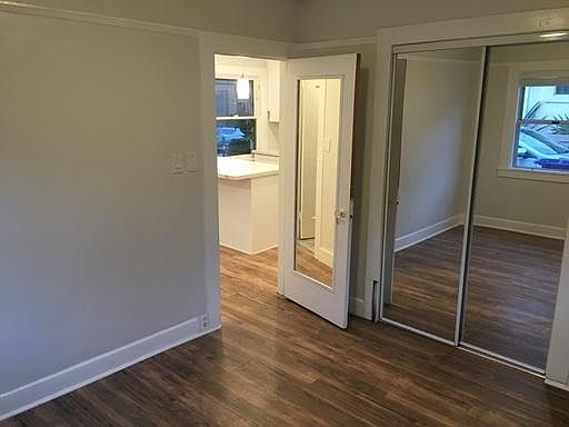 5th image of 4725-29 4th St