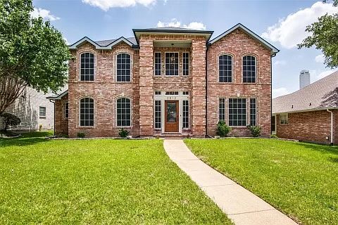 1st image of 2812 Panorama Dr