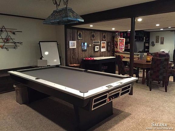 Shoot a round with me