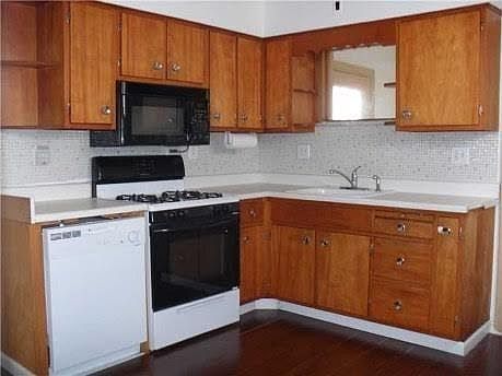 3rd image of 102 S 3rd St