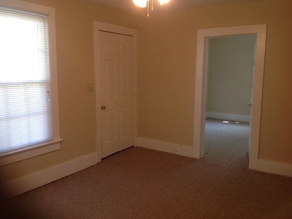 4th image of 321 McKinney St