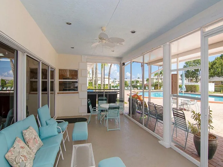 740 Lake Orchid Cir #109 — Photo 34