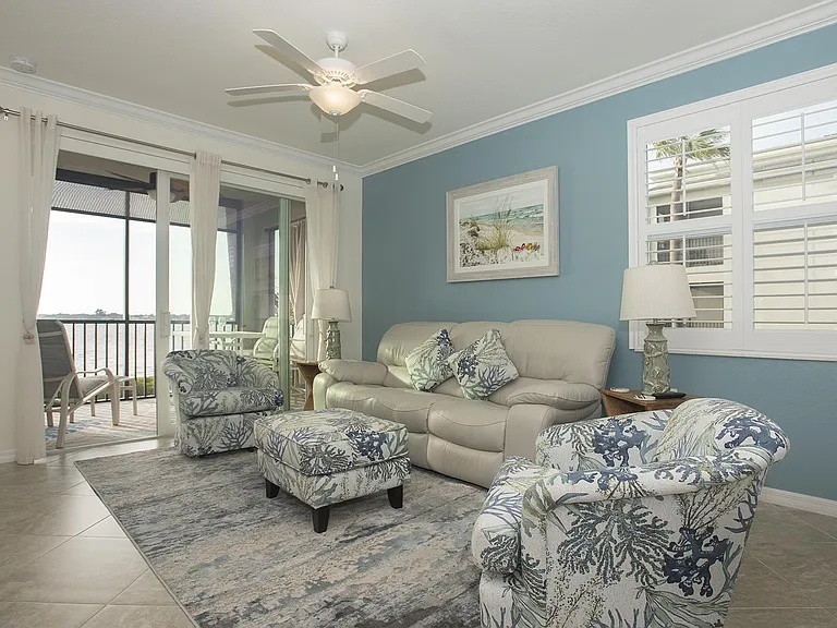 910 Tidewater Shores Loop #208 — Photo 1