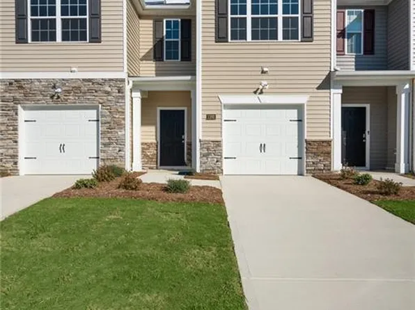 2306 Lily Dr #107, Haw River, NC 27258