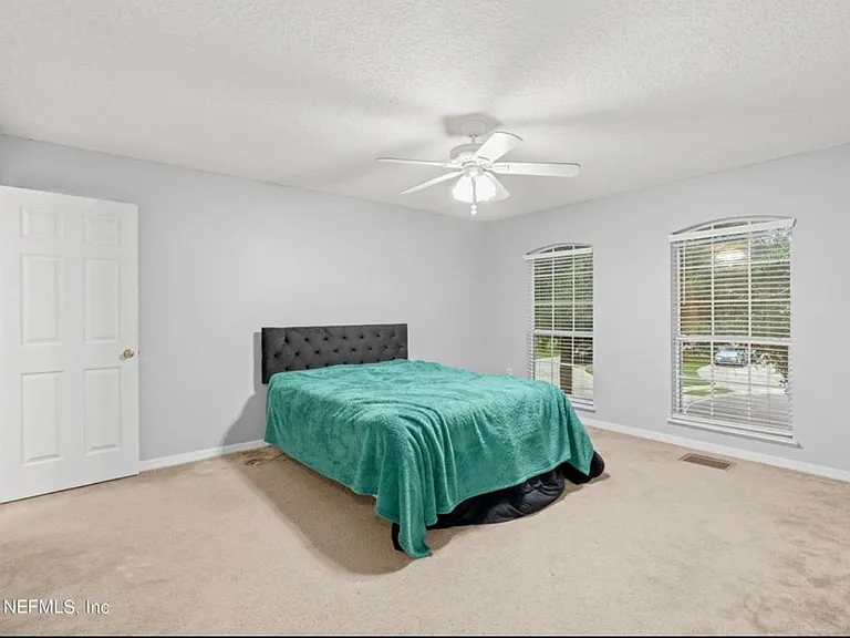 11565 Hickory Oak Dr — Photo 16