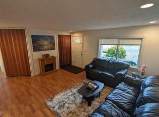 5430 200th St SW, Lynnwood, WA 98036