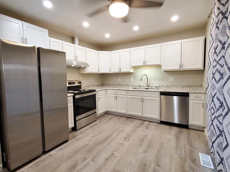 29 Lima St #29 — Photo 1