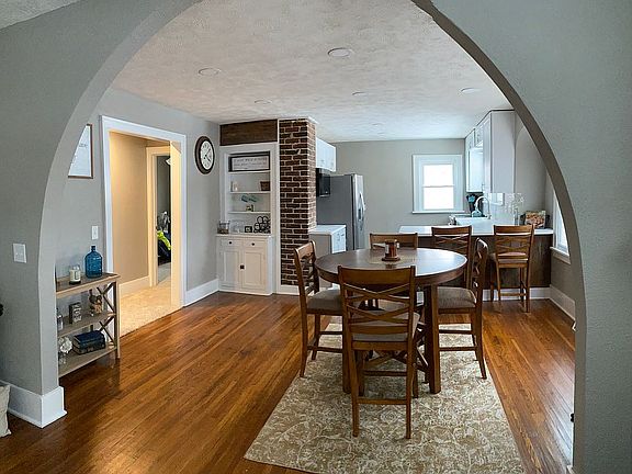 5th image of 412 N 16th St