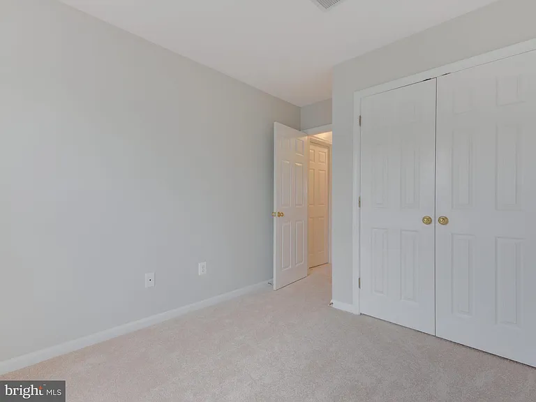20362 Hartwell St — Photo 25