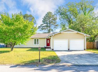 1040 Glen Reilly Dr, Fayetteville, NC 28314