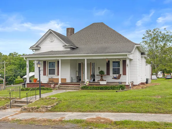 622 Georgia Ave, Etowah, TN 37331