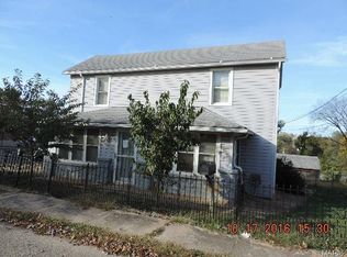 136 W Elvins Blvd, Park Hills, MO 63601