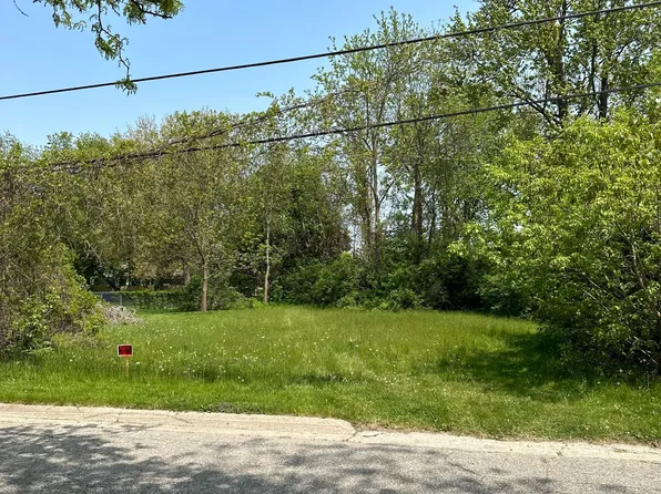 226 Dorsey St, Romeo, MI 48065