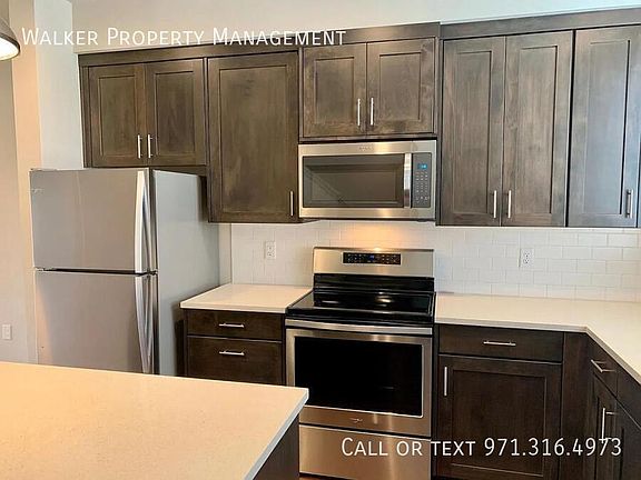 5th image of 15790 SW Oregon St #404
