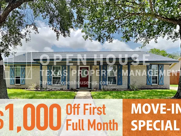 1920 Crooked Creek Ln, Pearland, TX 77581