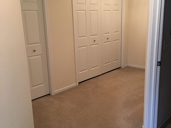 2nd image of 3649 Merriville Ct SE