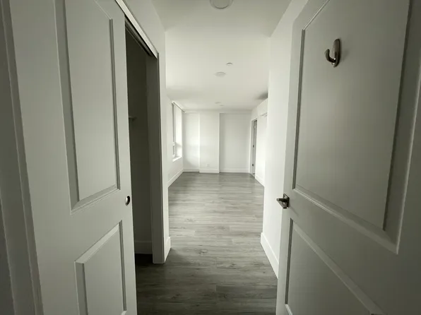 1399 Myrtle image 5 of 13